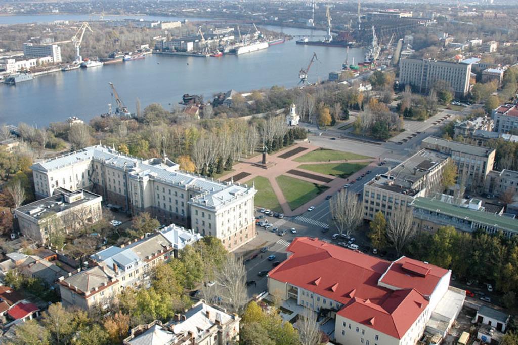 Apartments On Sobornaya Street Near The Waterfront Nikolayev Ngoại thất bức ảnh